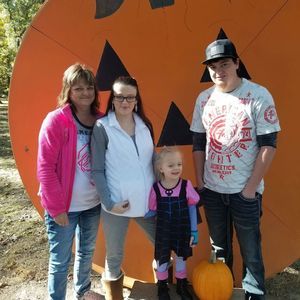 Meet your Posher, Connie